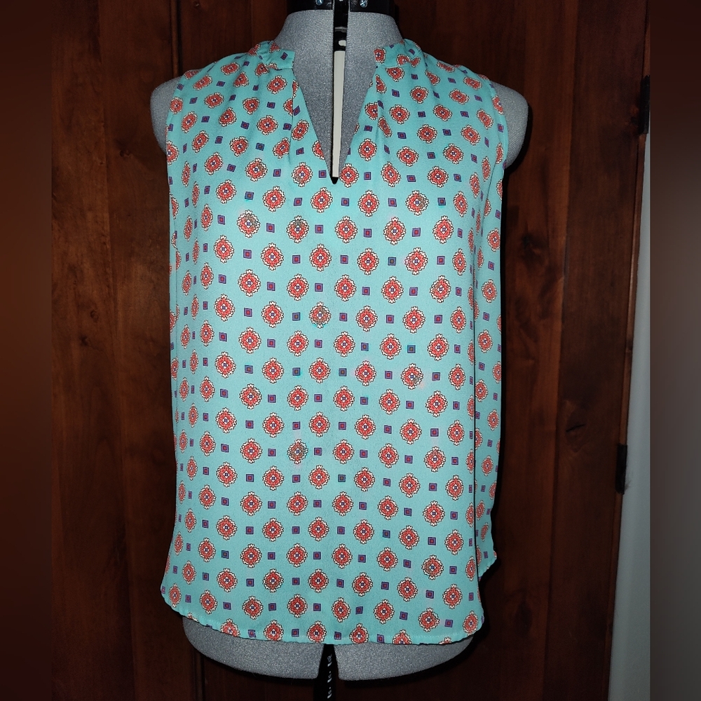 Pleione Sleeveless Blouse